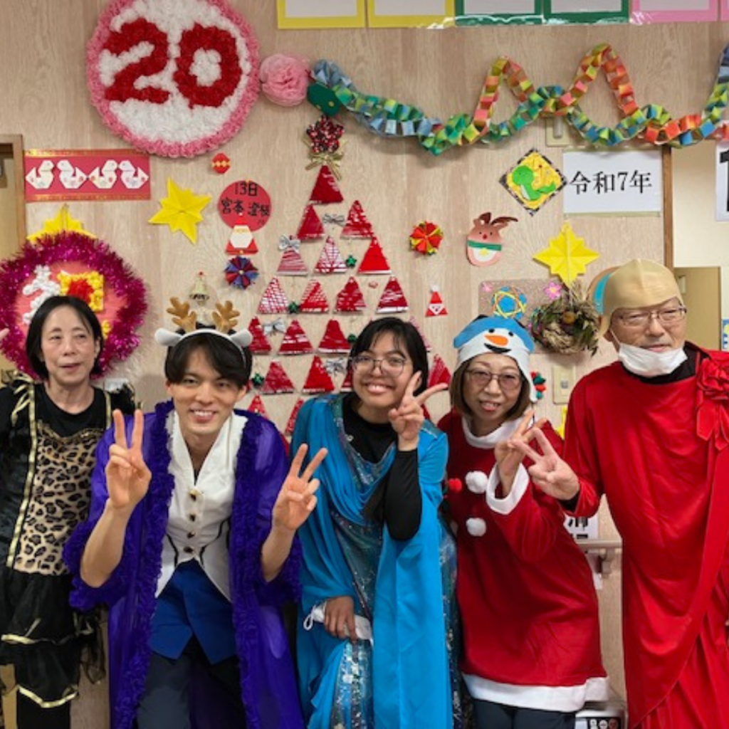 デイサービスセンターみた　クリスマス医弁をを行いました